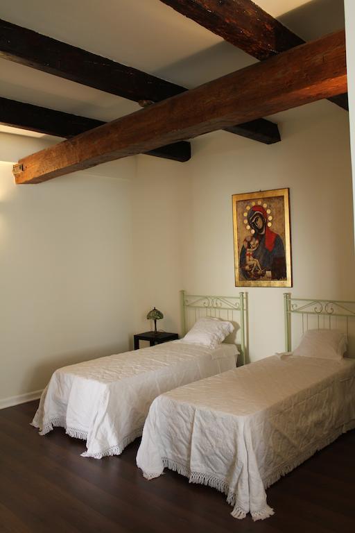 B&B Via Dell'Astrologo Cosenza Buitenkant foto