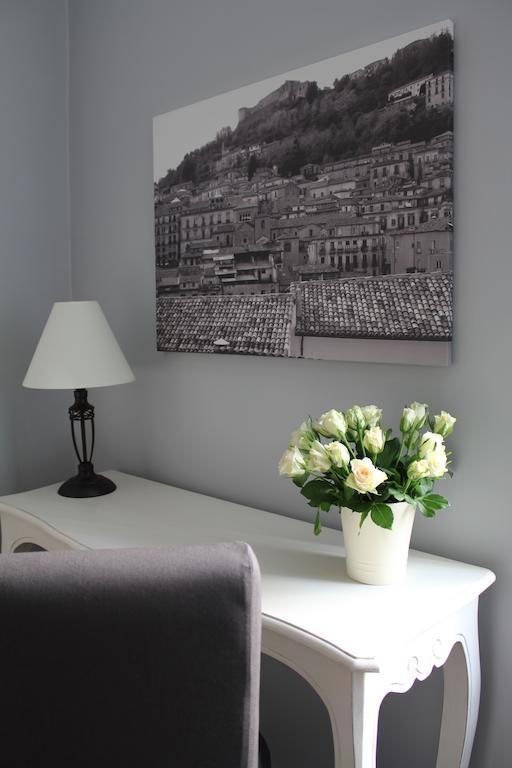 B&B Via Dell'Astrologo Cosenza Kamer foto